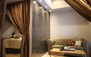 日本唯一のプロノビアス専門店